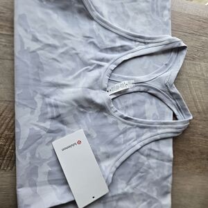 lululemon athletica Cool Racerback Lux 10